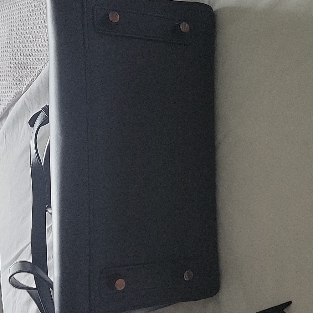 Purse - Picture 5 of 6